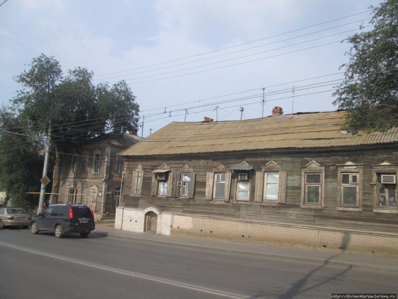 Прогулка к старому зданию вокзала Астрахань, Россия