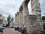 Древний аккведук.