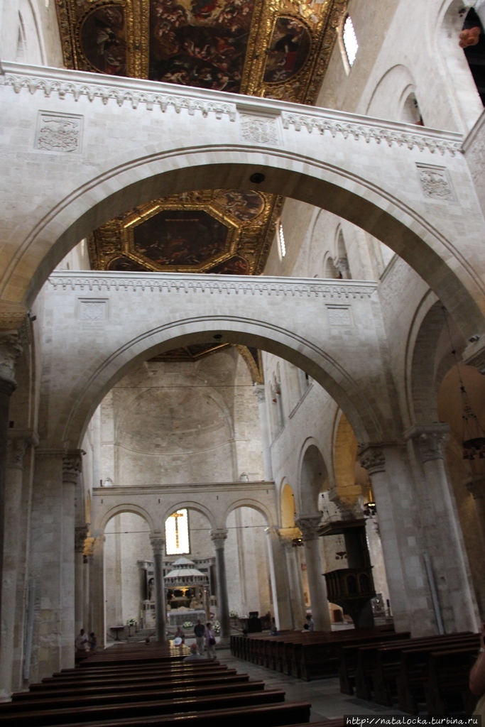 Базилика Святого Николая Мирликийского в Бари. Бари, Италия