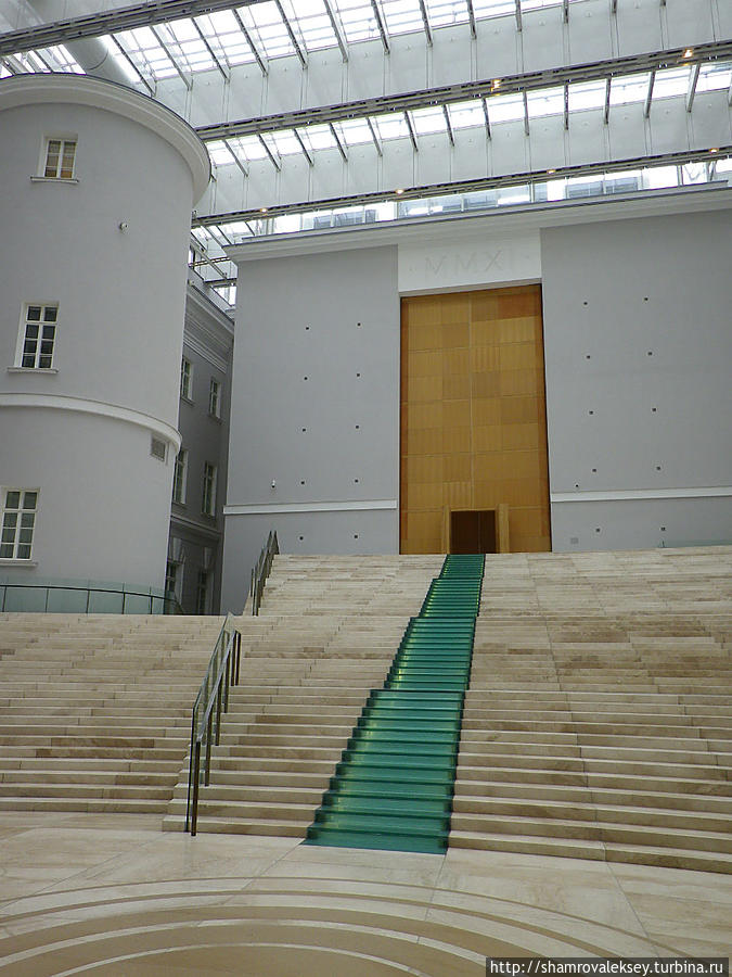 Аперитив. Эрмитаж Санкт-Петербург, Россия