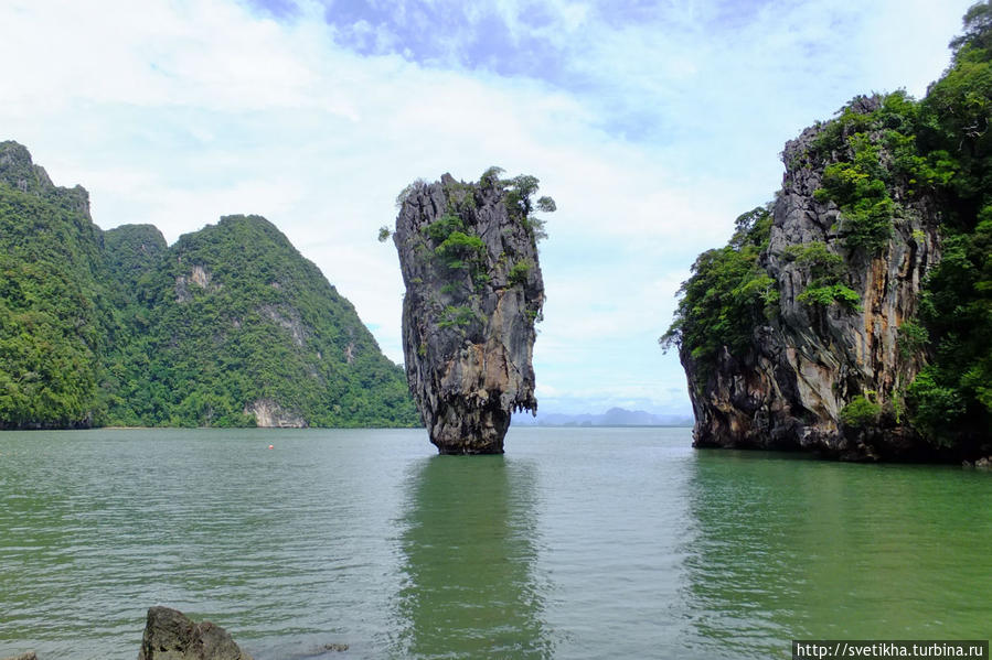 Залив Пханг Га,- острова. о. Джеймс Бонда Таиланд