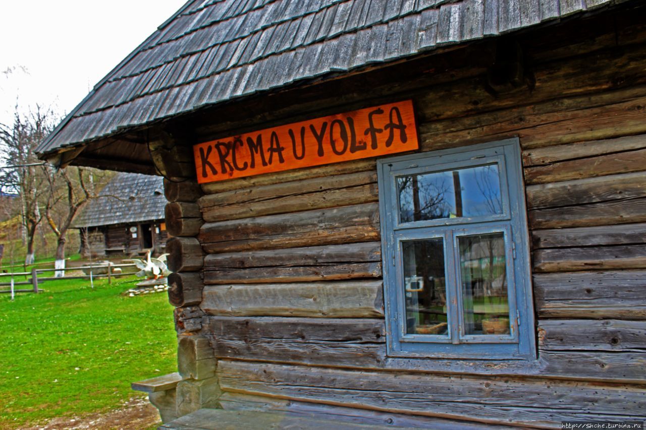 Корчма у Вольфа Колочава, Украина