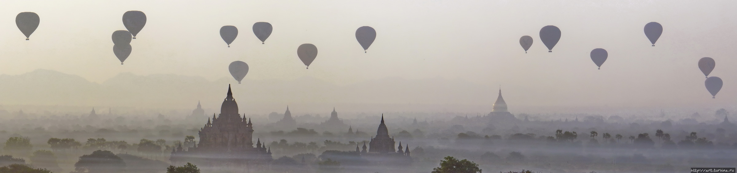 и пролетающие мимо воздушные шары... Баган, Мьянма