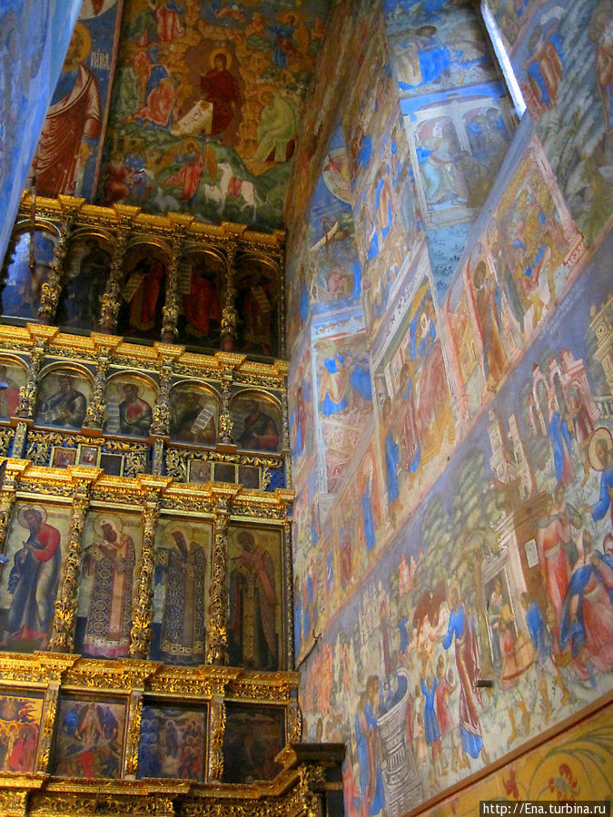 Фрески церкви Ильи Пророка и иконостас Ярославль, Россия