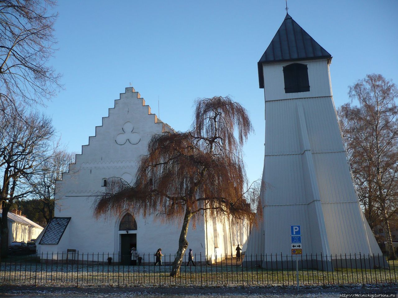 Церковь Дротхема / Drothems kyrkan