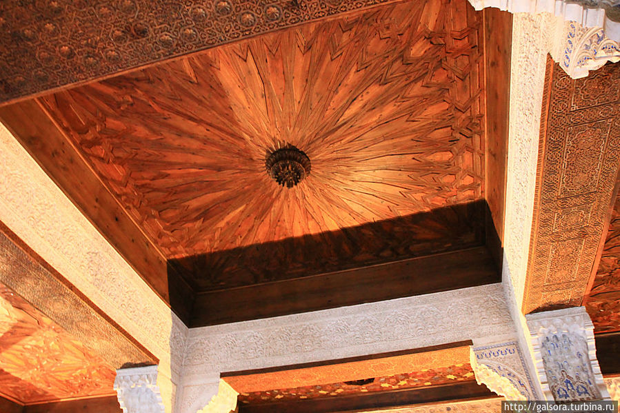 Альгамбра Гранада, Испания