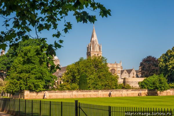 Мертон Колледж в Оксфорде. Фото из интернета Оксфорд, Великобритания
