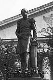 17 июня 1889 года в Санкт-Петербурге торжественно открыт памятник принцу П. Г. Ольденбургскому перед главным фасадом Мариинской больницы. Был снесён в 1930 году.