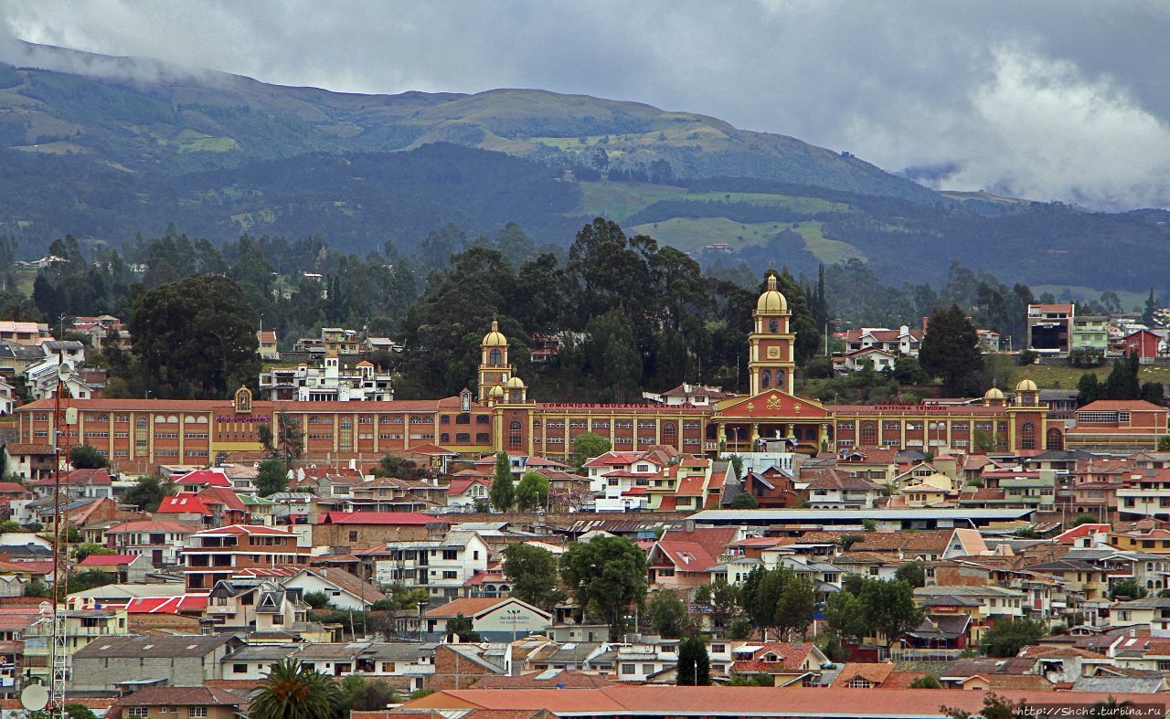 Купола Нового собора Куэнки Санта-Ана-де-лос-Риос-де-Куэнка, Эквадор