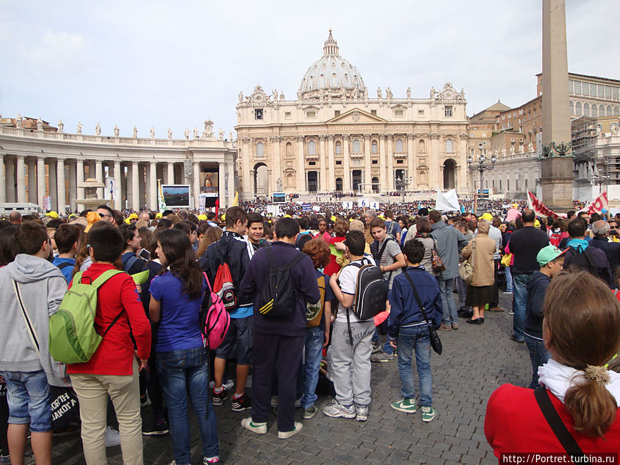 22 мая 2013 года. Рим. Так встречают Папу Римского. Рим, Италия
