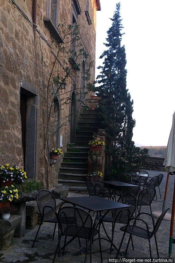 Чивита ди Баньореджо – с вечера до утра Чивита-ди-Баньореджо, Италия