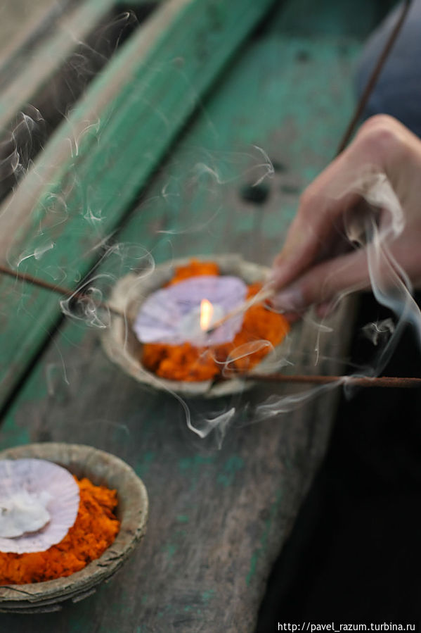 Подношение богине Ганге