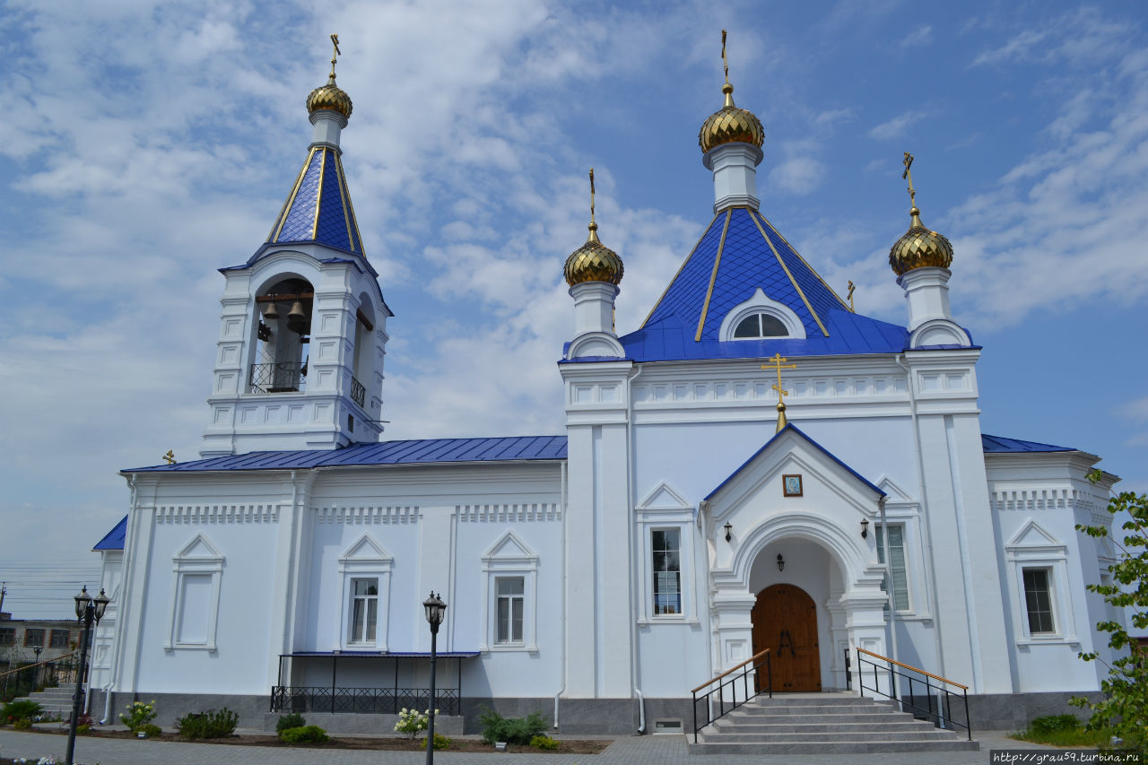 Церковь нея. Храм Успения Пресвятой Богородицы Энгельс. Храм храм Успения Пресвятой Богородицы г. Белореченск. Храм Успения Божией матери Самара. Храм в честь Успения Пресвятой Богородицы Чайковский.