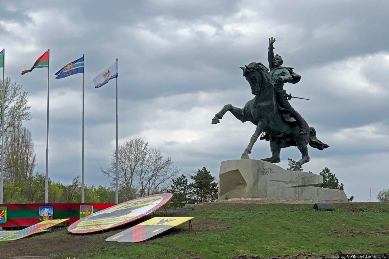 Памятник Суворову Тирасполь, Приднестровская Молдавская Республика