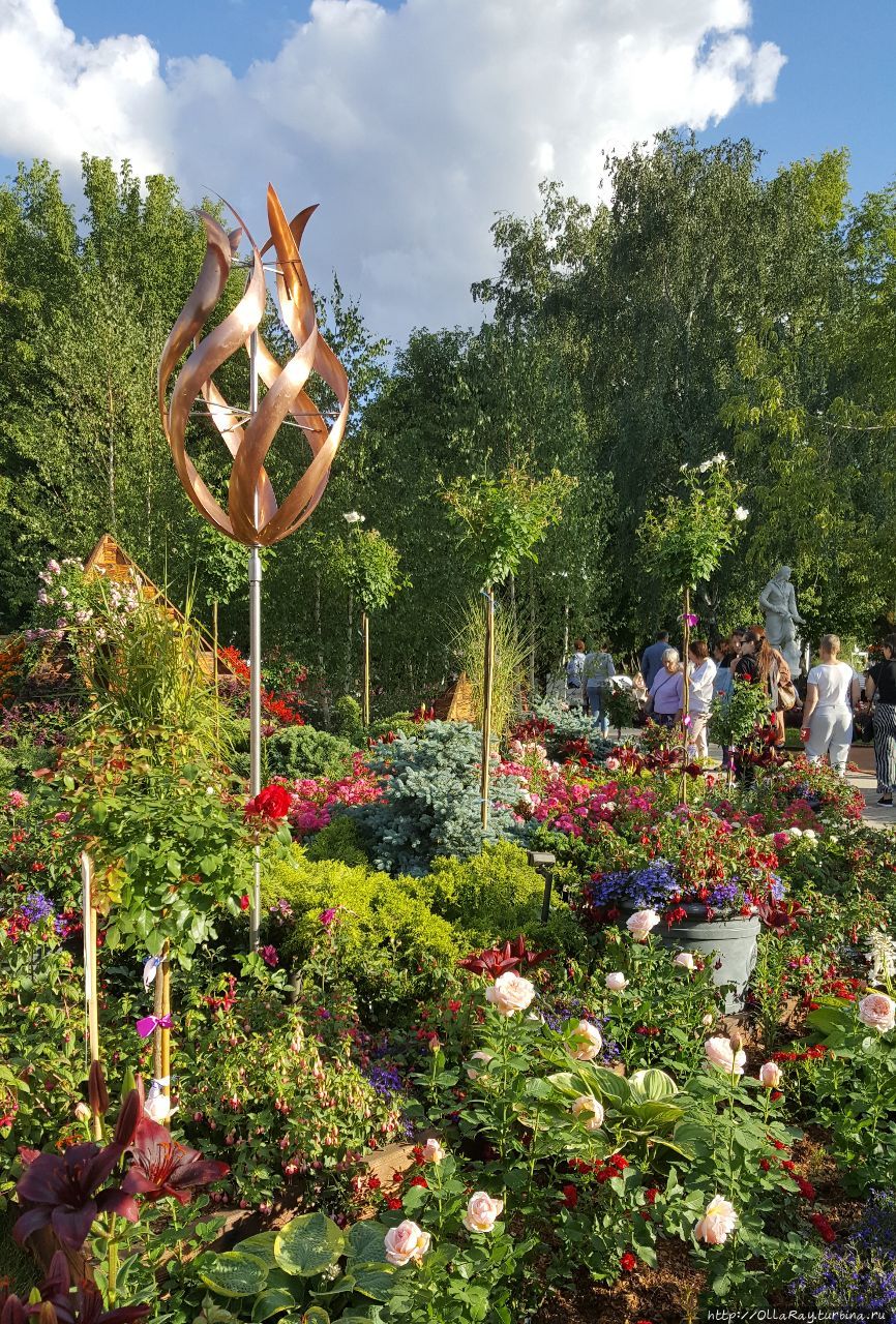 MoscowFlowerShow 2018 —  праздник цветов и садов. Москва, Россия