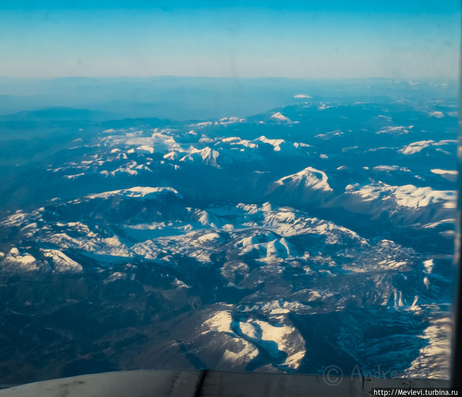 В стране Италии, а конкретно возде самого Рима, солнечно Италия