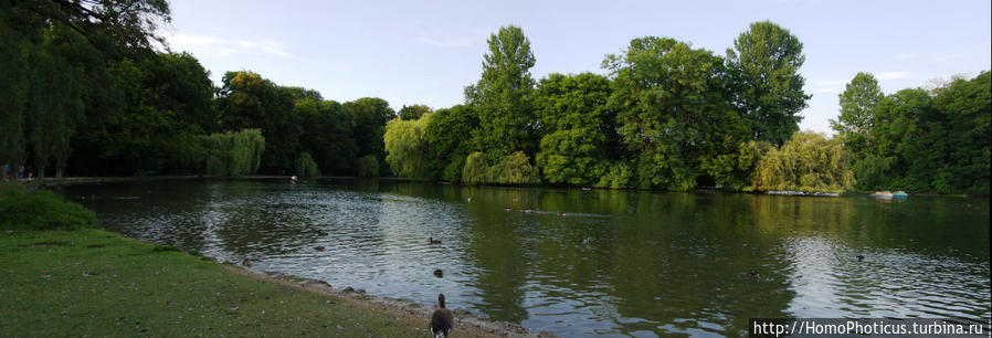 В английском парке Мюнхен, Германия