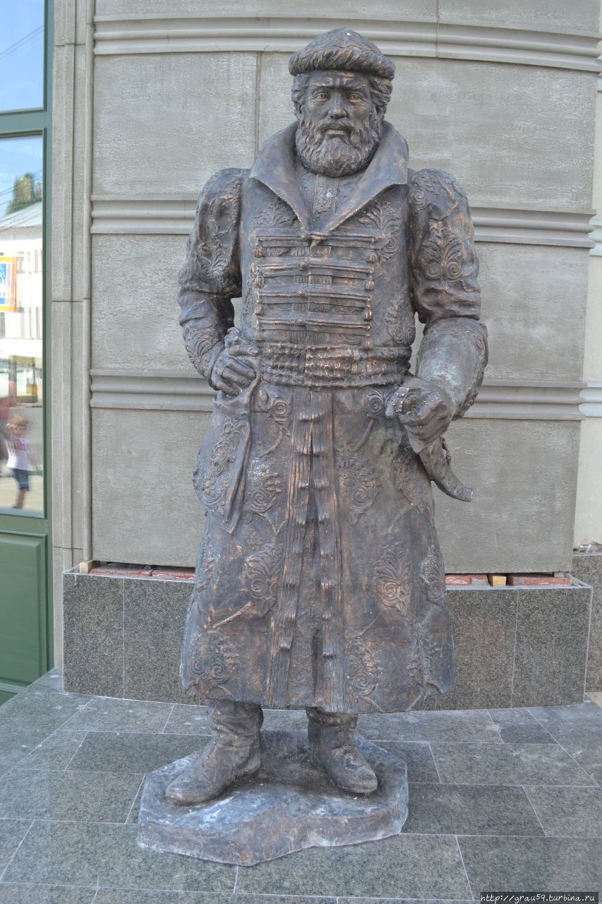 Памятники Засекину и Турову / Monuments to Zasekin and Turov