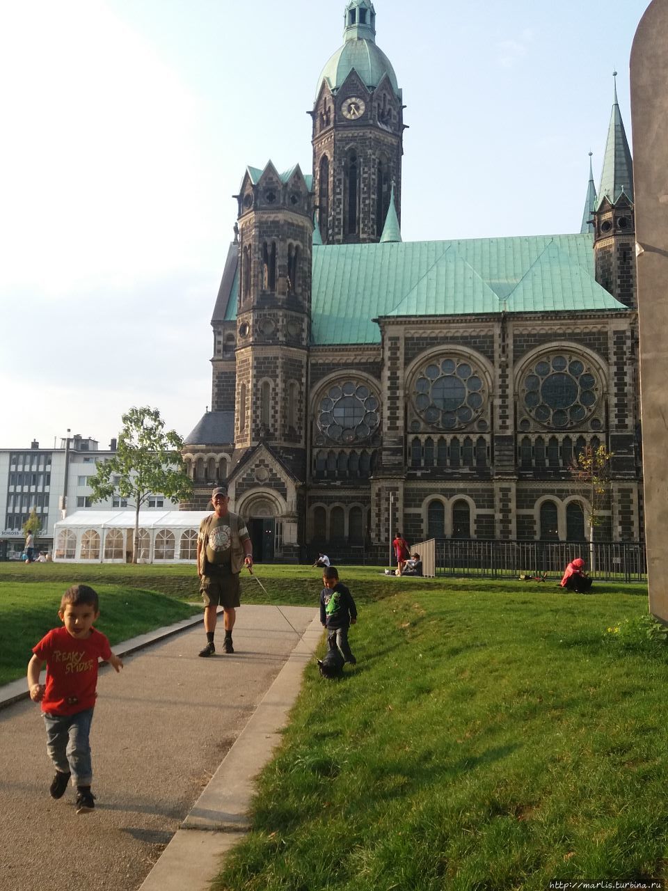 Главная евангелическая церковь Райдта Мёнхенгладбах, Германия