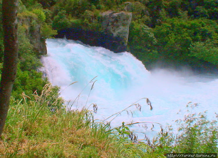 Водопад Хука