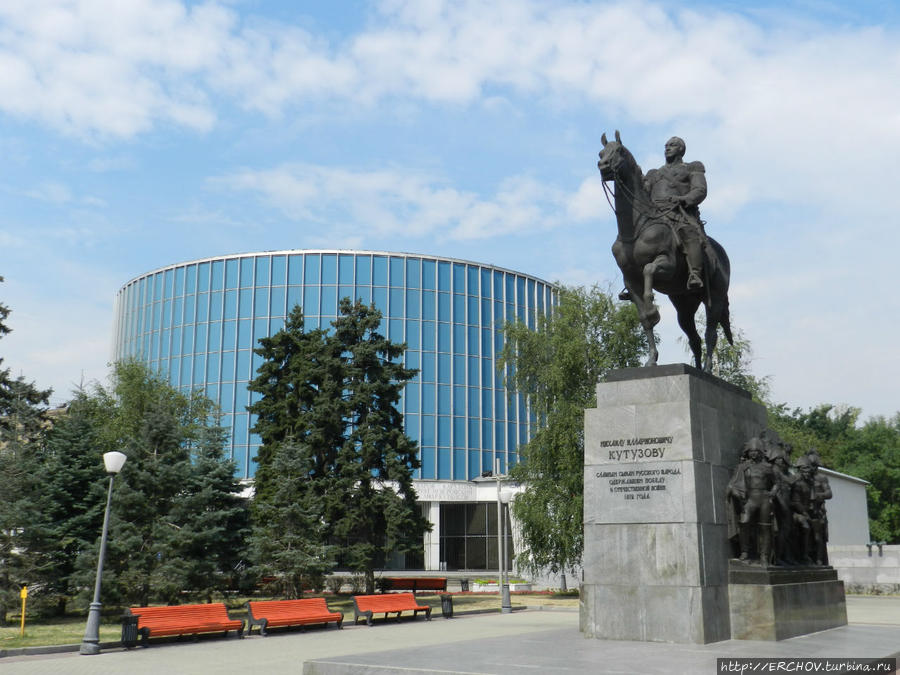 Бородинская панорама. Музей-панорама Бородинская битва путеводитель. Бородинская панорама Архитектор. Музей-панорама Бородинская битва в Москве станция метро. Логотип Бородинской панорамы.