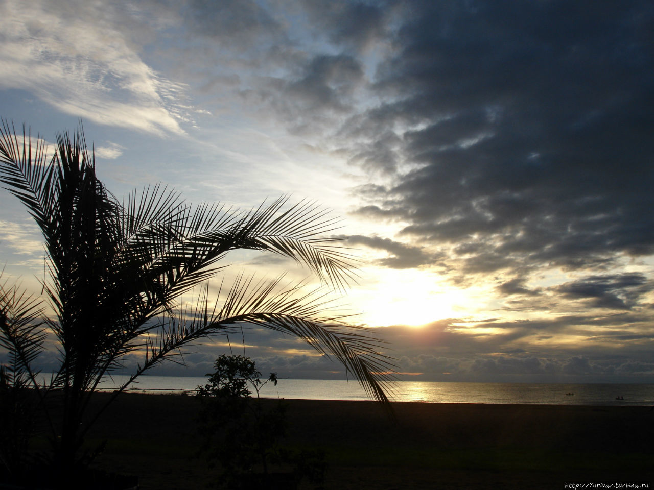 Закат на озере Ньяса (Мал