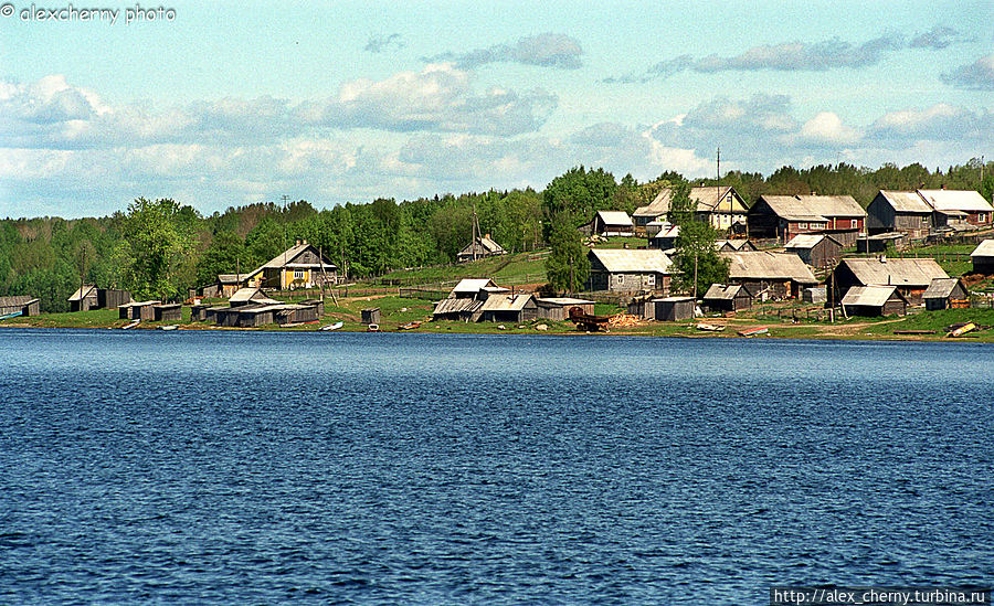 озеро возле Сельги, где шли тяжелые бои Санкт-Петербург, Россия