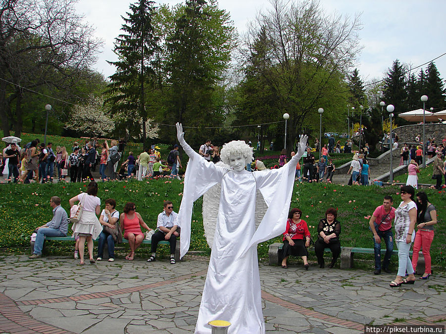 Весенняя феерия Певческого поля Киев, Украина