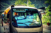Автобус  на котором я доехал от станции до самого комплекса Мачу-Пикчу