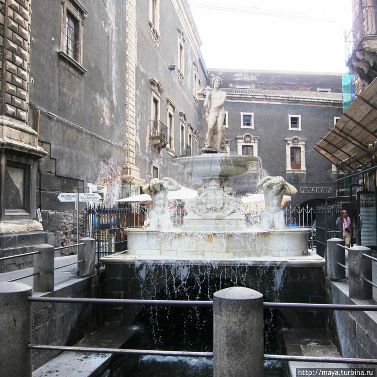 фонтан Аменано