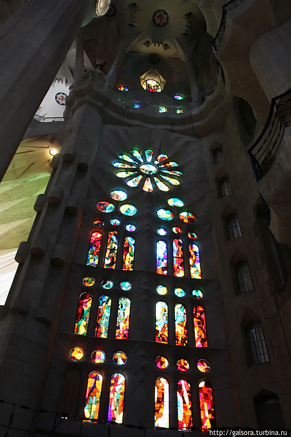 Храм Саграда Фамилия (Sagrada Família) Барселона, Испания