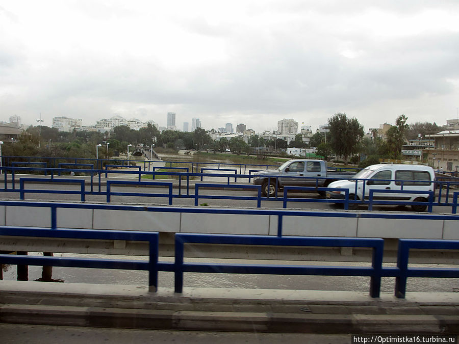 Тель-Авив из окна экскурсионного автобуса. Часть 2 Тель-Авив, Израиль