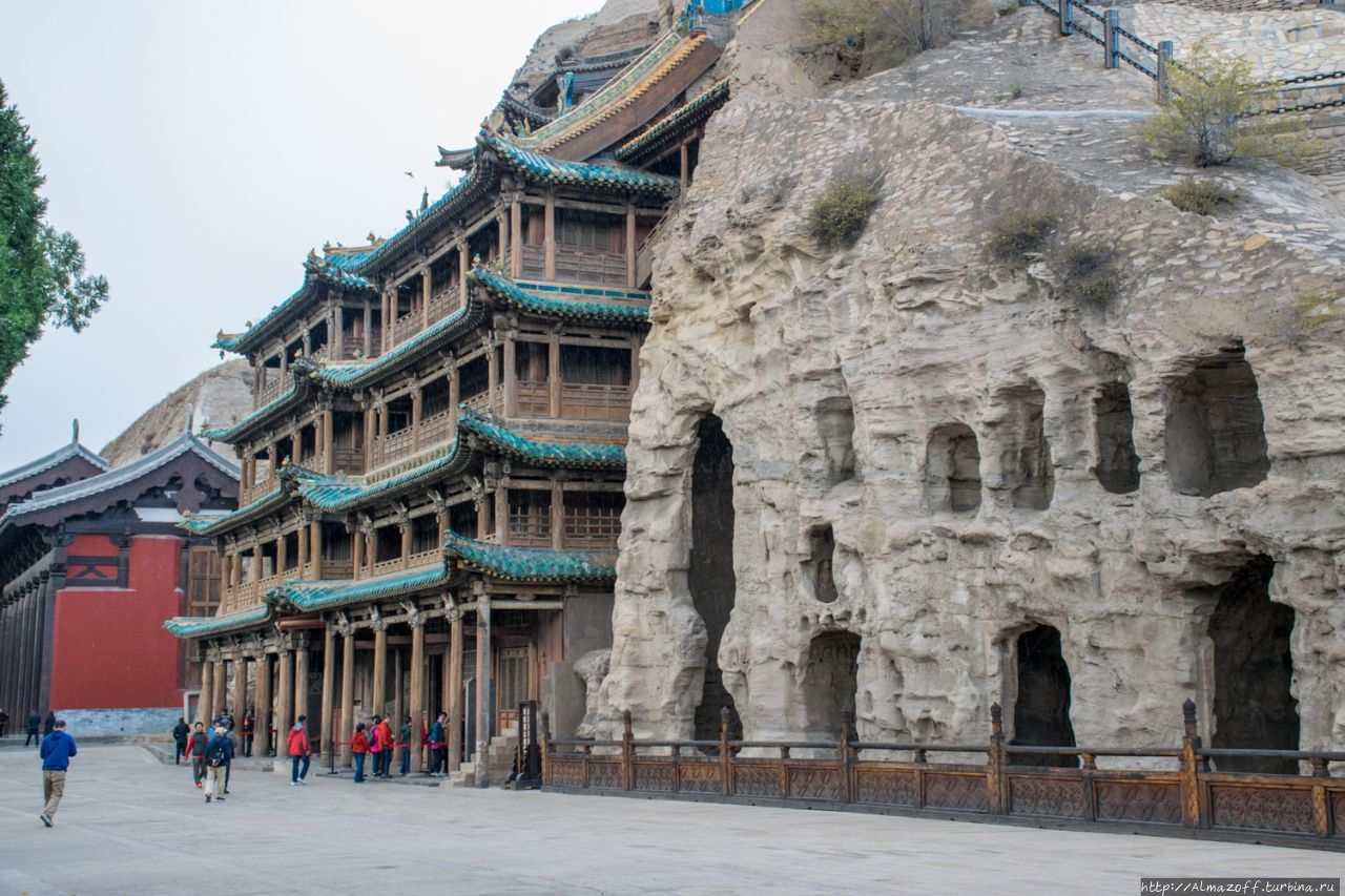 Пещерный комплекс Юньган, Датун, Шаньси, Китай. Датун, Китай