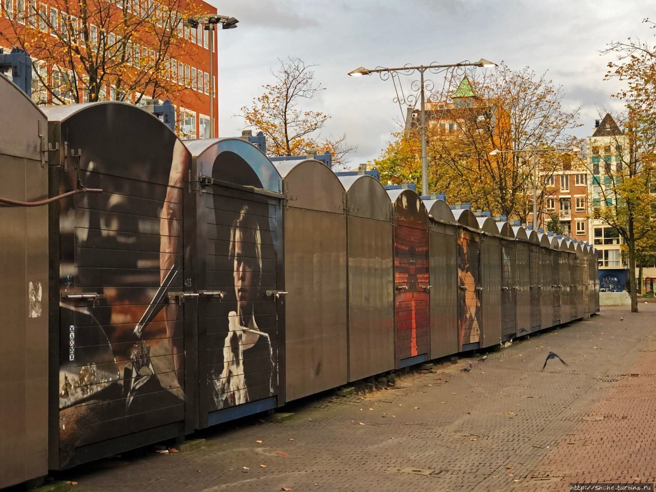Блошиный рынок Вателооплейн Амстердам, Нидерланды