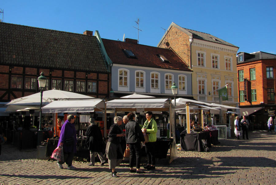 Центр и сердце старого города — маленькая площадь, которая так и называется Lilla Torg.