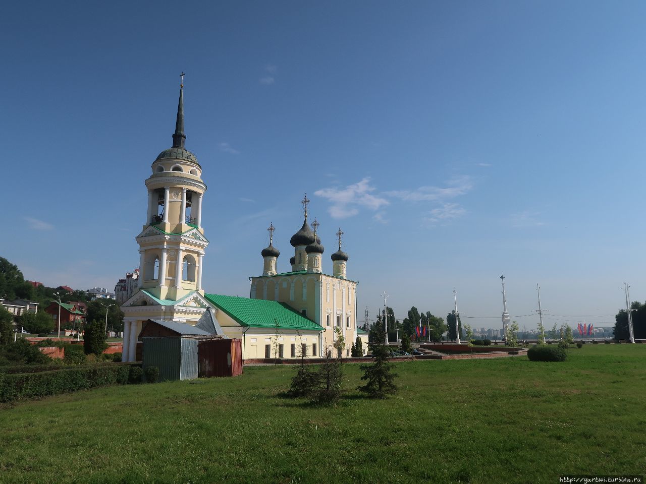 Успенский Адмиралтейский храм и Адмиралтейская площадь г. Воронежа. Воронеж, Россия