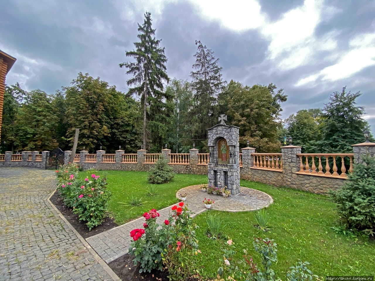 Свято-Духовский храм Богодухов, Украина