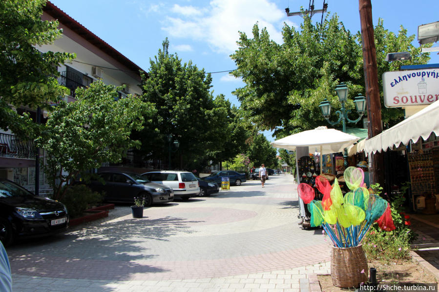 Каллифея — туристический центр полуострова Кассандра Каллифея, Греция