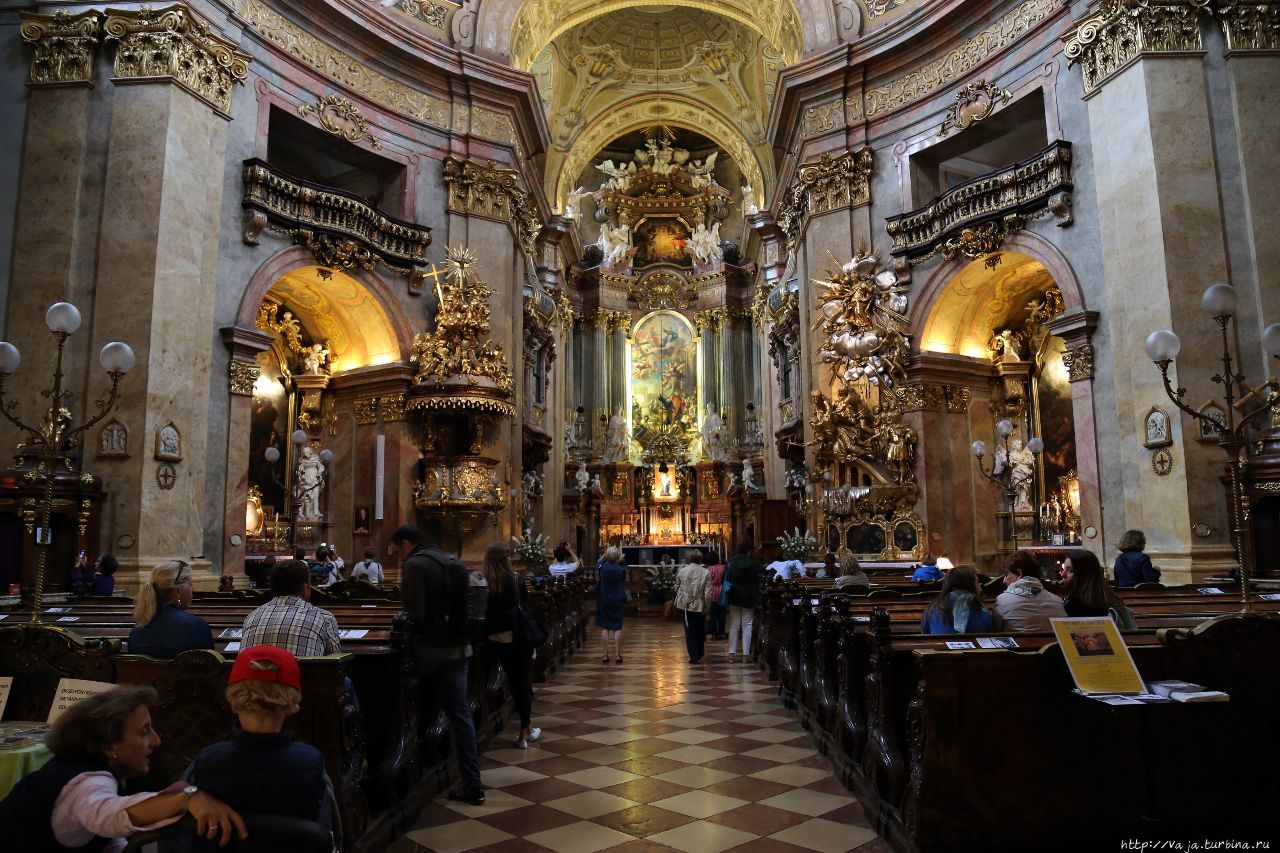 Внутри Церкви Вена, Австрия