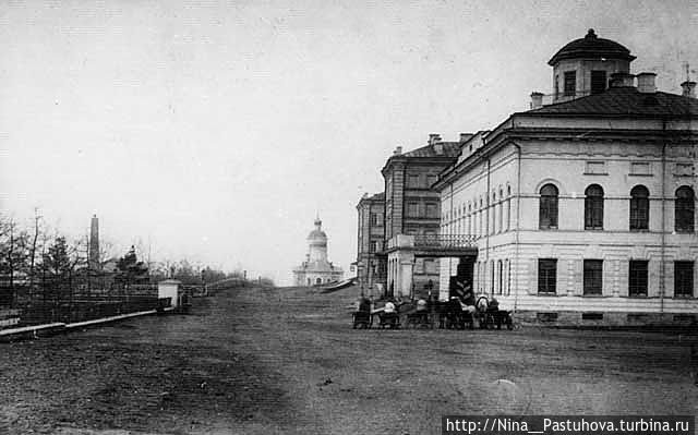 тоже старое фото, вдали Введенский храм Оренбург, Россия