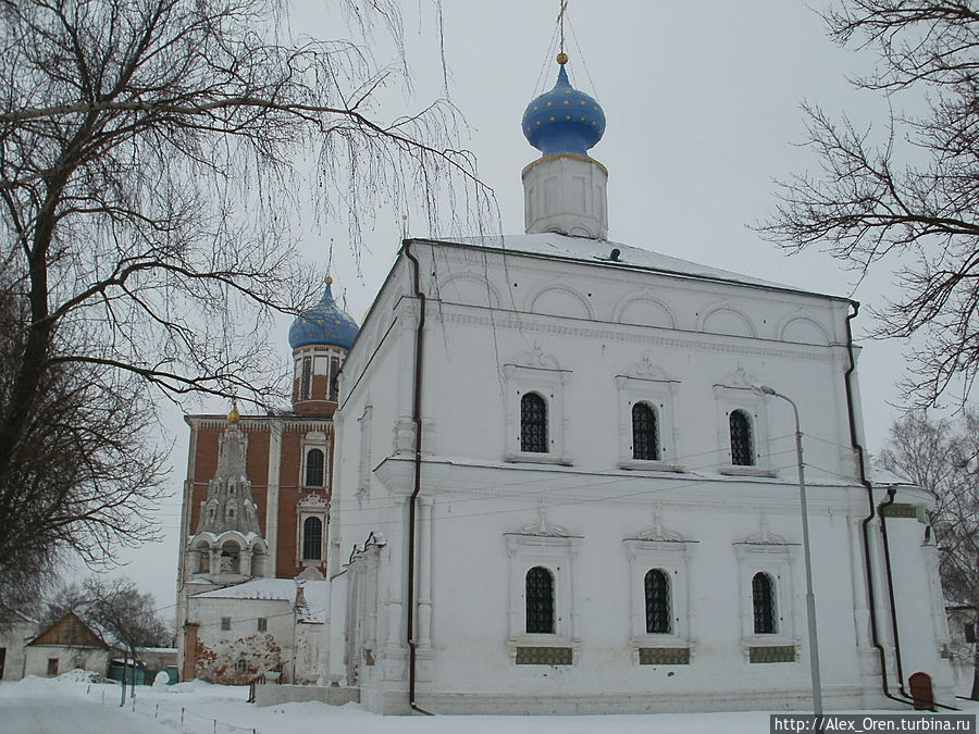 Спасо-Преображенский собор (XVII в.) — главный собор Спасского мужского монастыря. Рязань, Россия