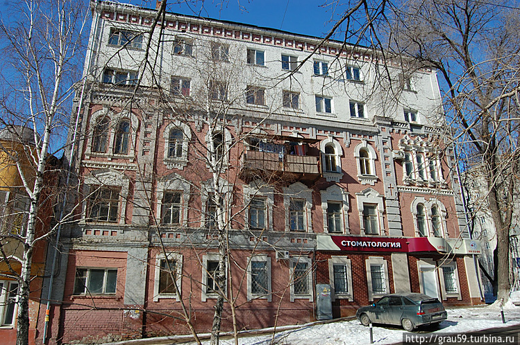 площадь столыпина в саратове