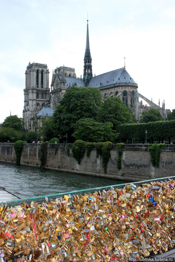 И немножко про французскую любовь Париж, Франция