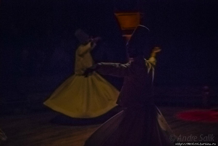 Обряд кружения дервишей Турция