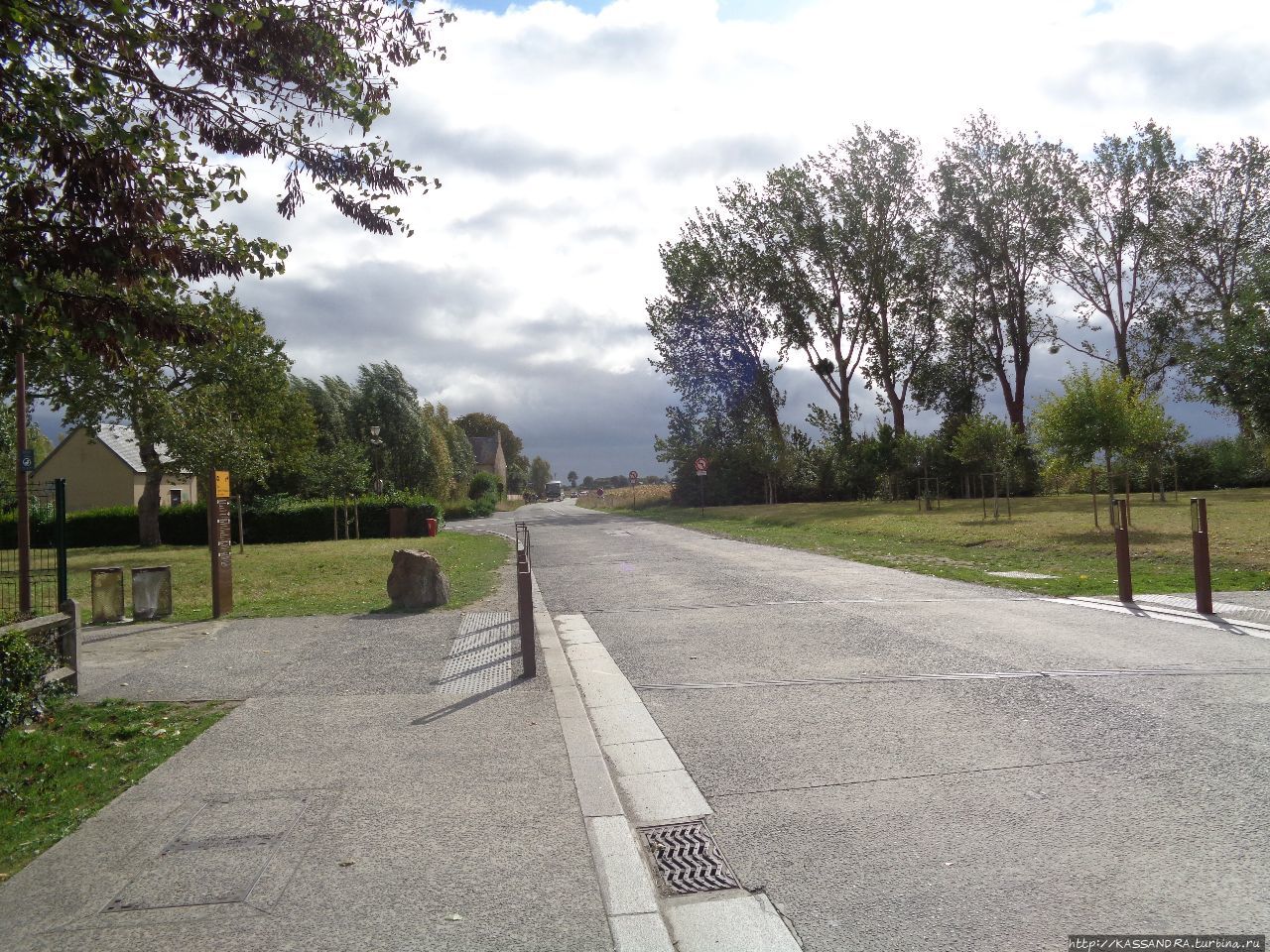 Яблоки в Мон-Сен-Мишель Мон-Сен-Мишель, Франция Яблоки в Мон-Сен-Мишель Мон-Сен-Мишель, Франция