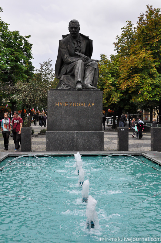 Павол Орсаг Гвездослав – словацкий поэт, чьим именем названа площадь в Братиславе. Братислава, Словакия