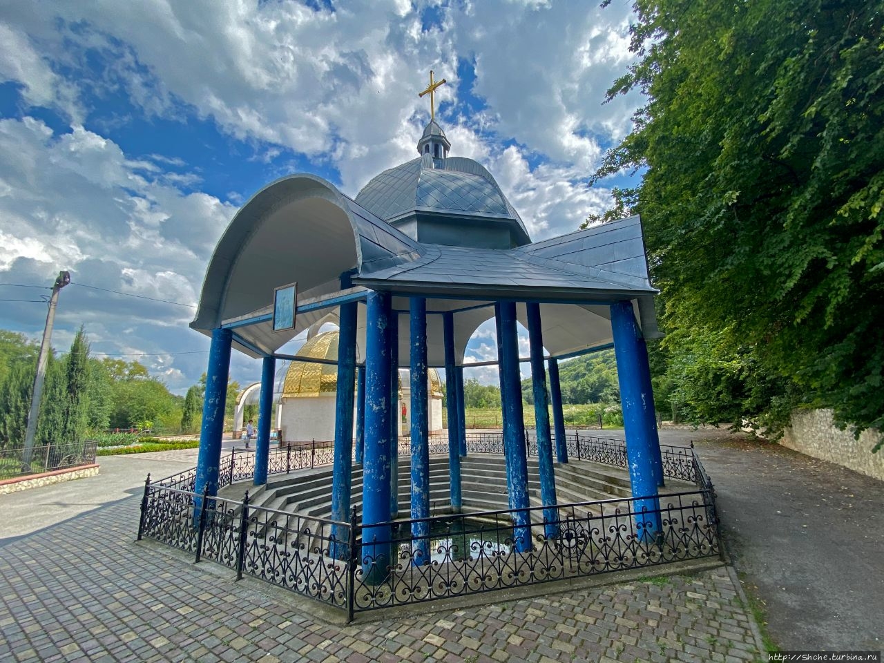 Купель св. Анны в Зарванице Зарваница, Украина