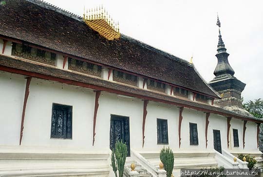 Ват Тхат Луанг. Фото из интернета Луанг-Прабанг, Лаос
