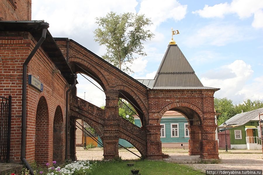 Крыльцо Успенского собора