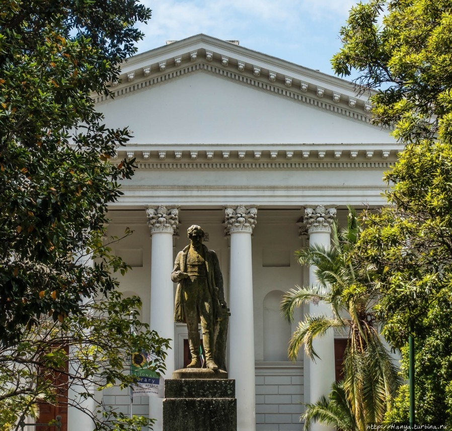 Национальная библиотека Южной Африки / National Library of South Africa